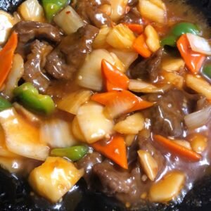 24.Fried Beef in Peking Sauce 京牛