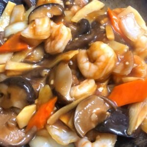 39.Stir Fried King Prawns with Bamboo Shoots & Chinese Mushroom 雙冬大下