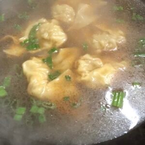 4a.Won Ton Soup 云吞湯